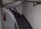 2014 04 05 3157  Nově opravené schodiště po několikerém stěhování motorů a dalších těžkých věcí.